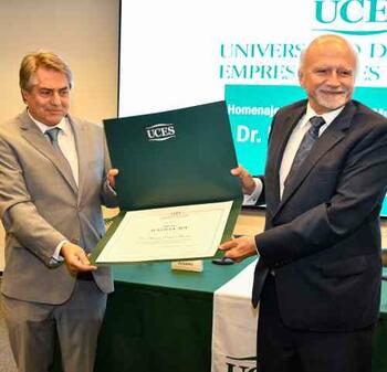 Premio FOTO: UCES Premio FOTO: UCES